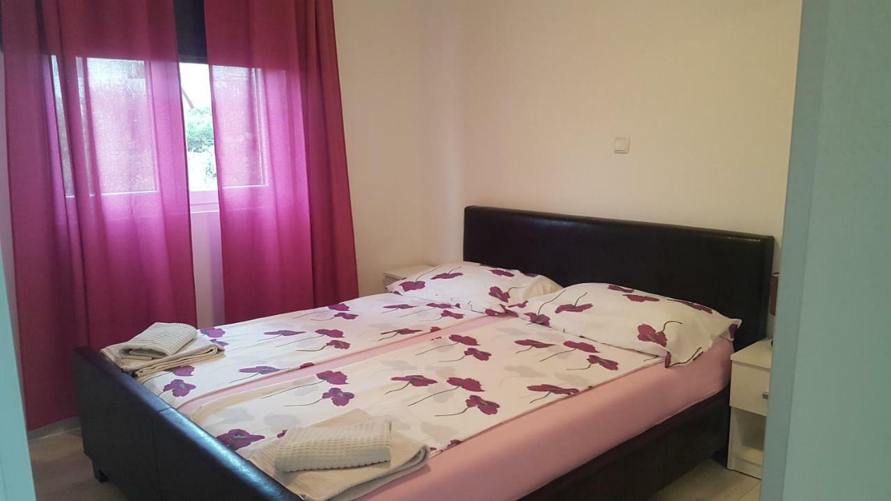 לופאר Apartmani Ivana מראה חיצוני תמונה
