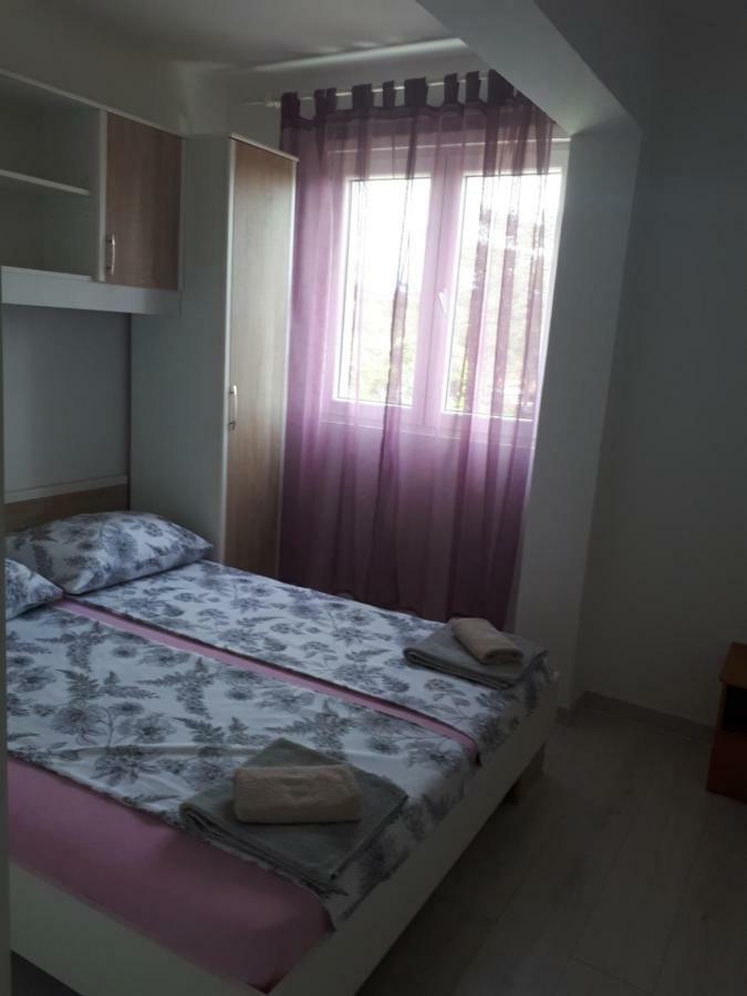 לופאר Apartmani Ivana מראה חיצוני תמונה
