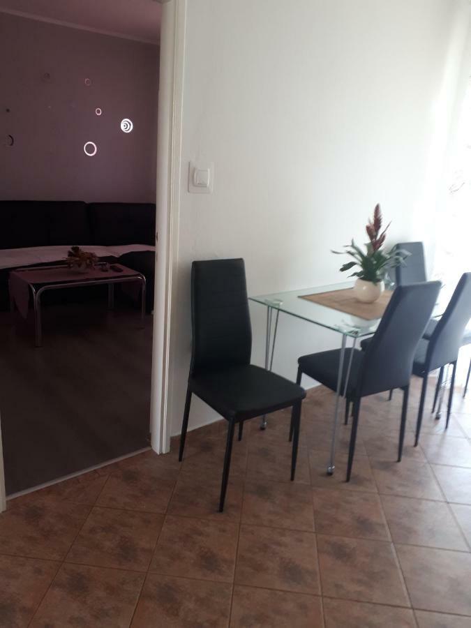 לופאר Apartmani Ivana מראה חיצוני תמונה